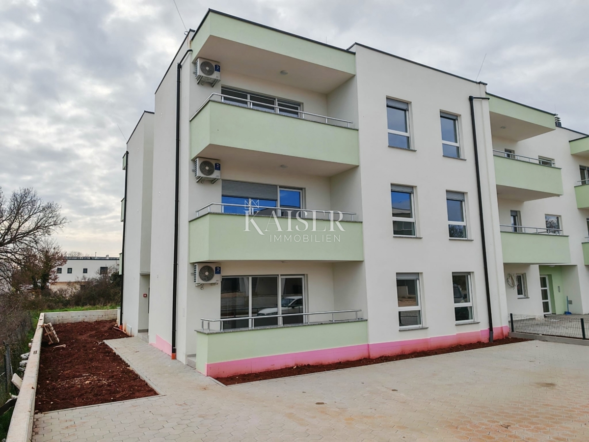 Istria, Medolino - appartamento moderno di 58 m2 in una zona tranquilla di Medolino