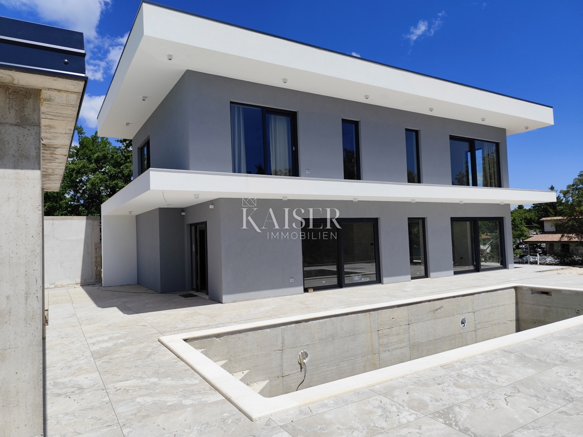 Istria, Žminj - villa moderna con piscina