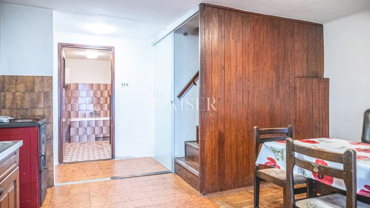 Rijeka, Kostrena - casa con una bella vista e giardino