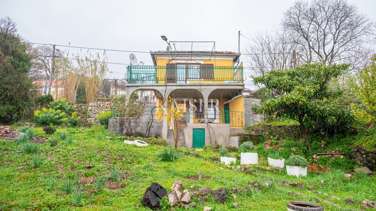 Rijeka, Kostrena - casa con una bella vista e giardino