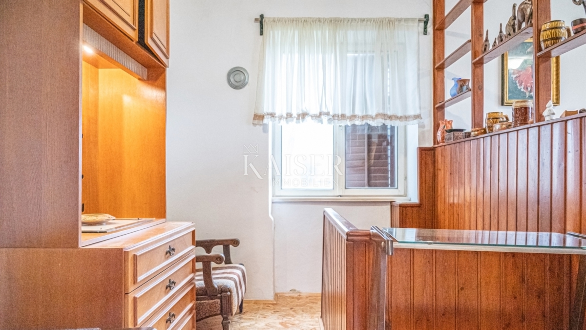 Rijeka, Kostrena - casa con una bella vista e giardino