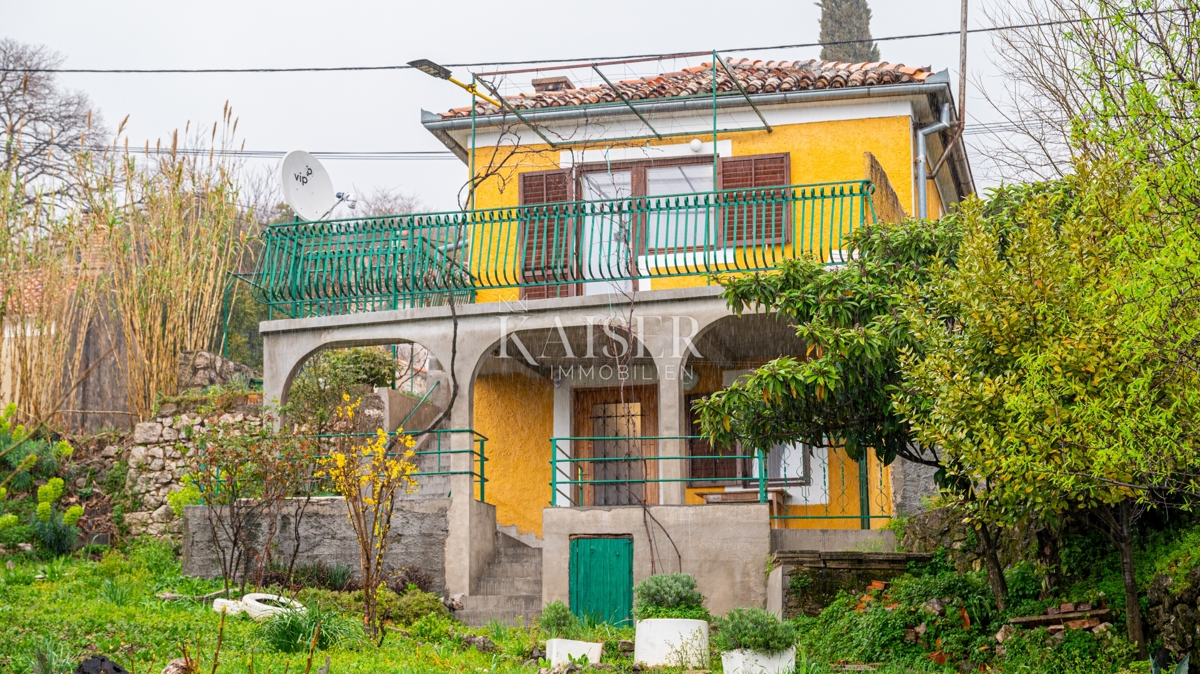 Rijeka, Kostrena - casa con una bella vista e giardino
