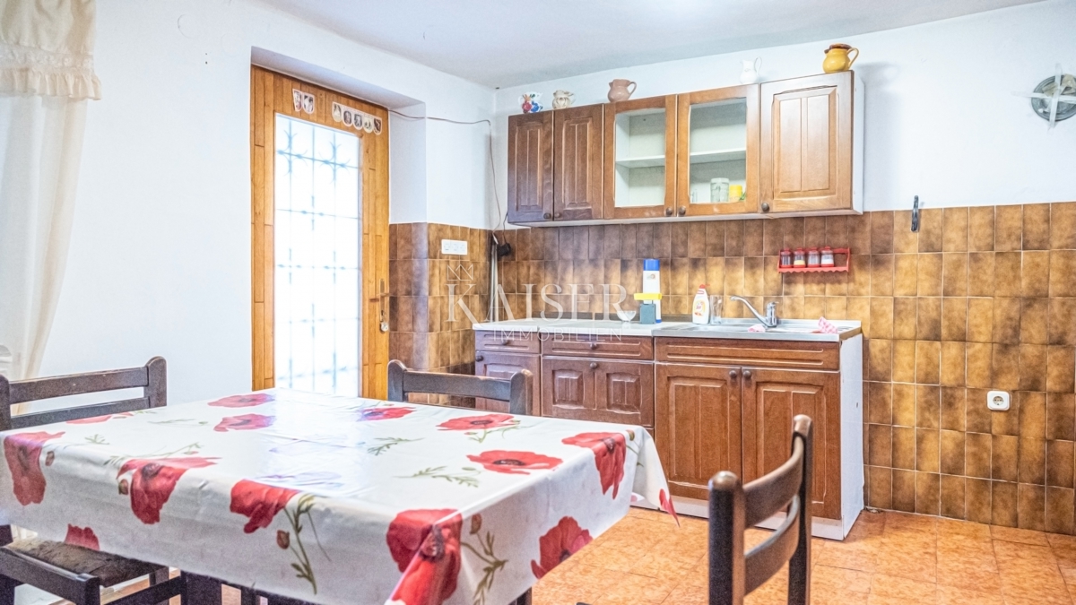 Rijeka, Kostrena - casa con una bella vista e giardino