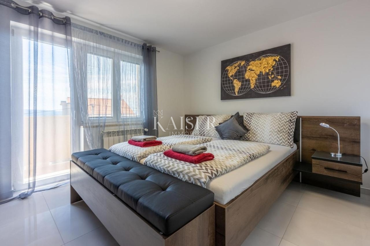 Crikvenica - casa con 12 camere da letto in posizione tranquilla