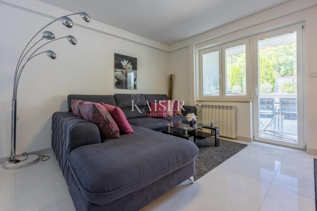 Crikvenica - casa con 12 camere da letto in posizione tranquilla