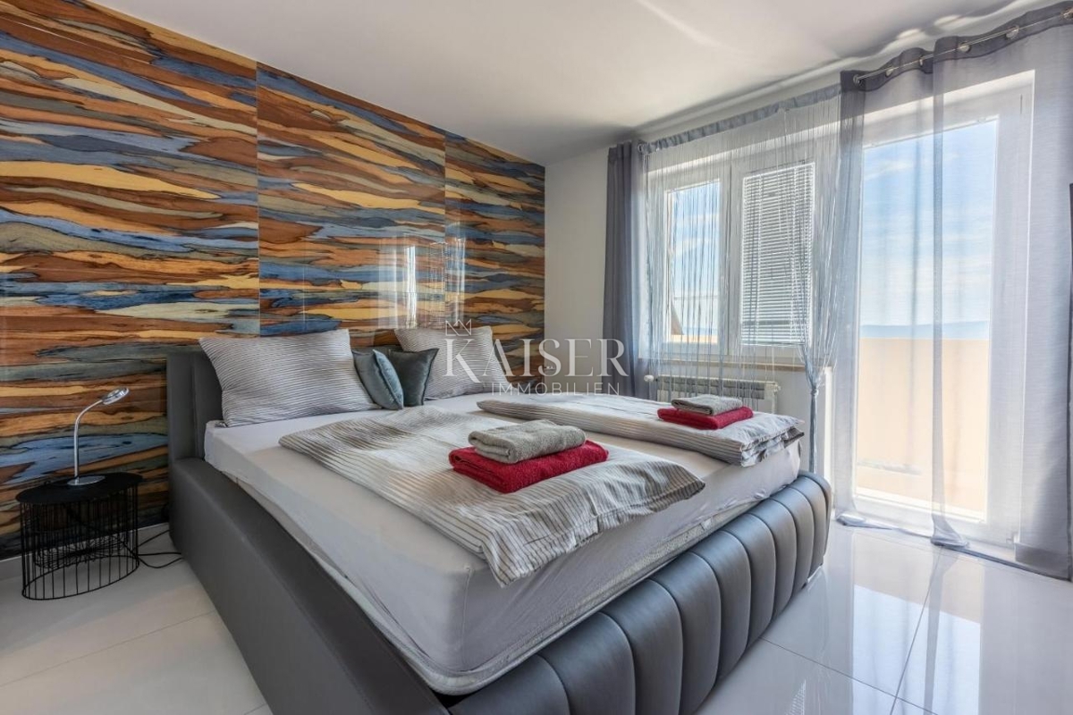 Crikvenica - casa con 12 camere da letto in posizione tranquilla