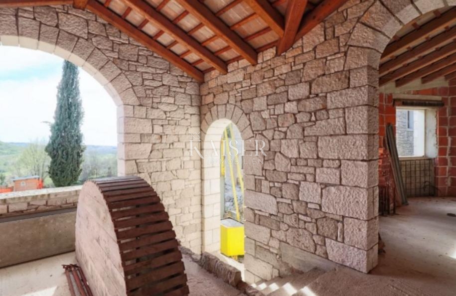 Rovigno, Sošići - un'unica villa in pietra con vista sul mare