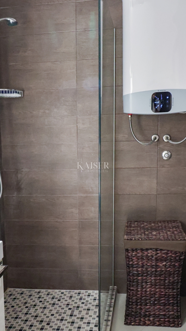 Crikvenica - Lussuoso appartamento duplex con jacuzzi e vista panoramica sul mare