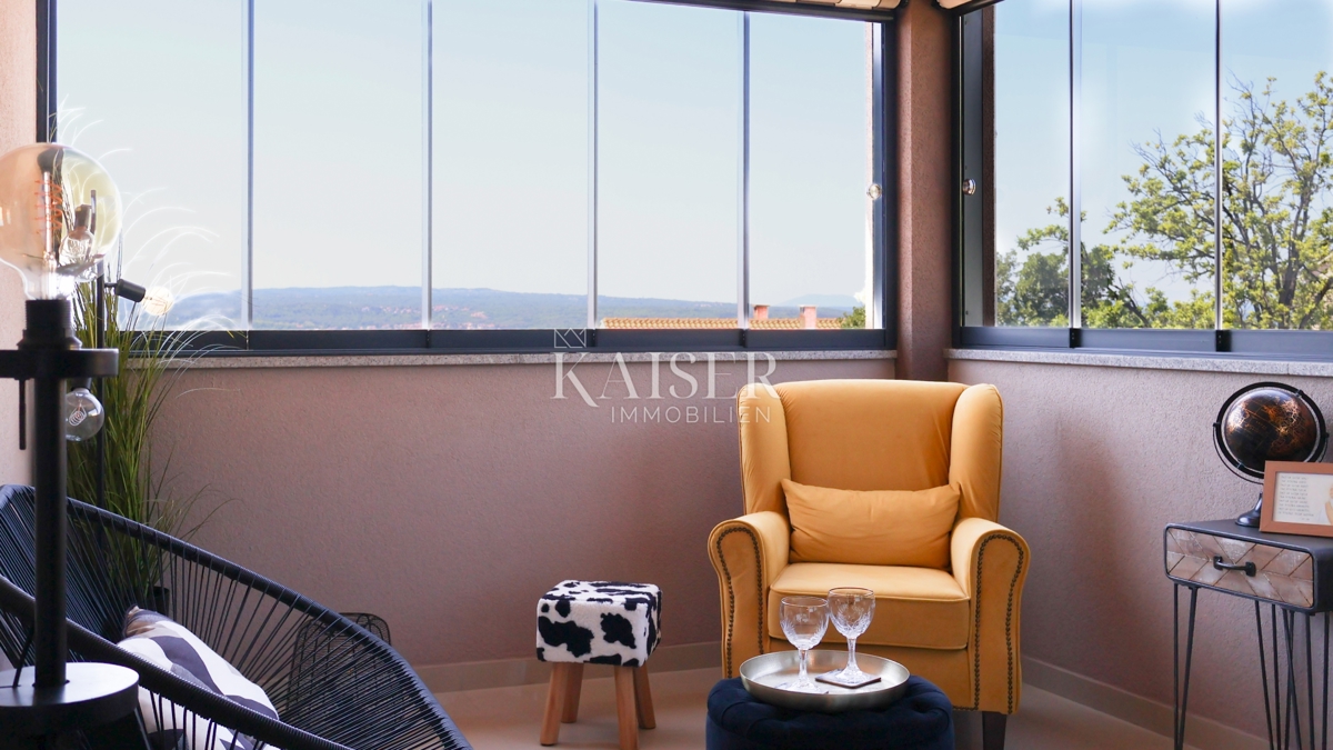 Crikvenica - Lussuoso appartamento duplex con jacuzzi e vista panoramica sul mare