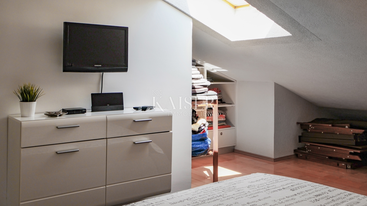 Crikvenica - Lussuoso appartamento duplex con jacuzzi e vista panoramica sul mare