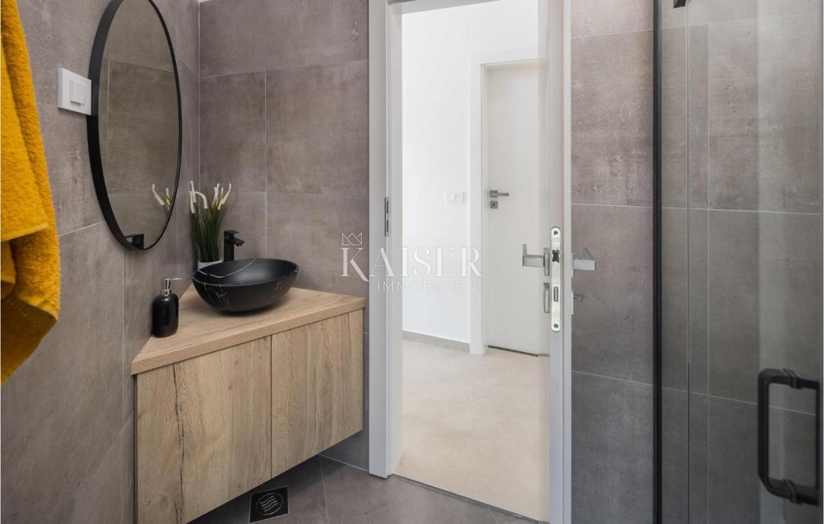 Villa Novigrad, 131m2