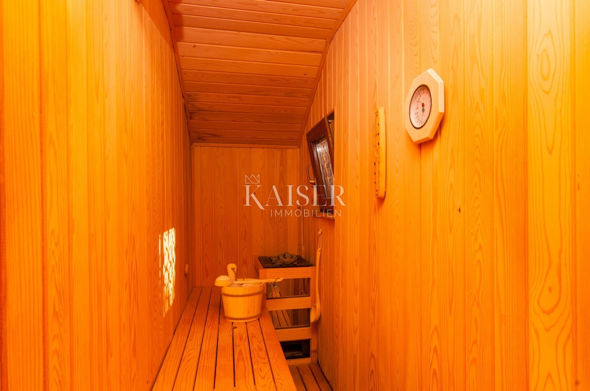 Villa Supetar, 300m2