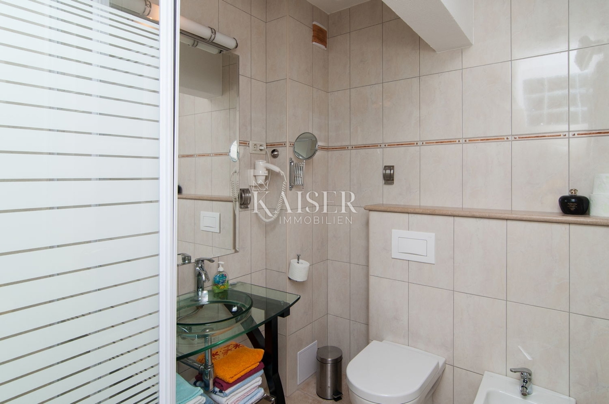 Villa Supetar, 300m2