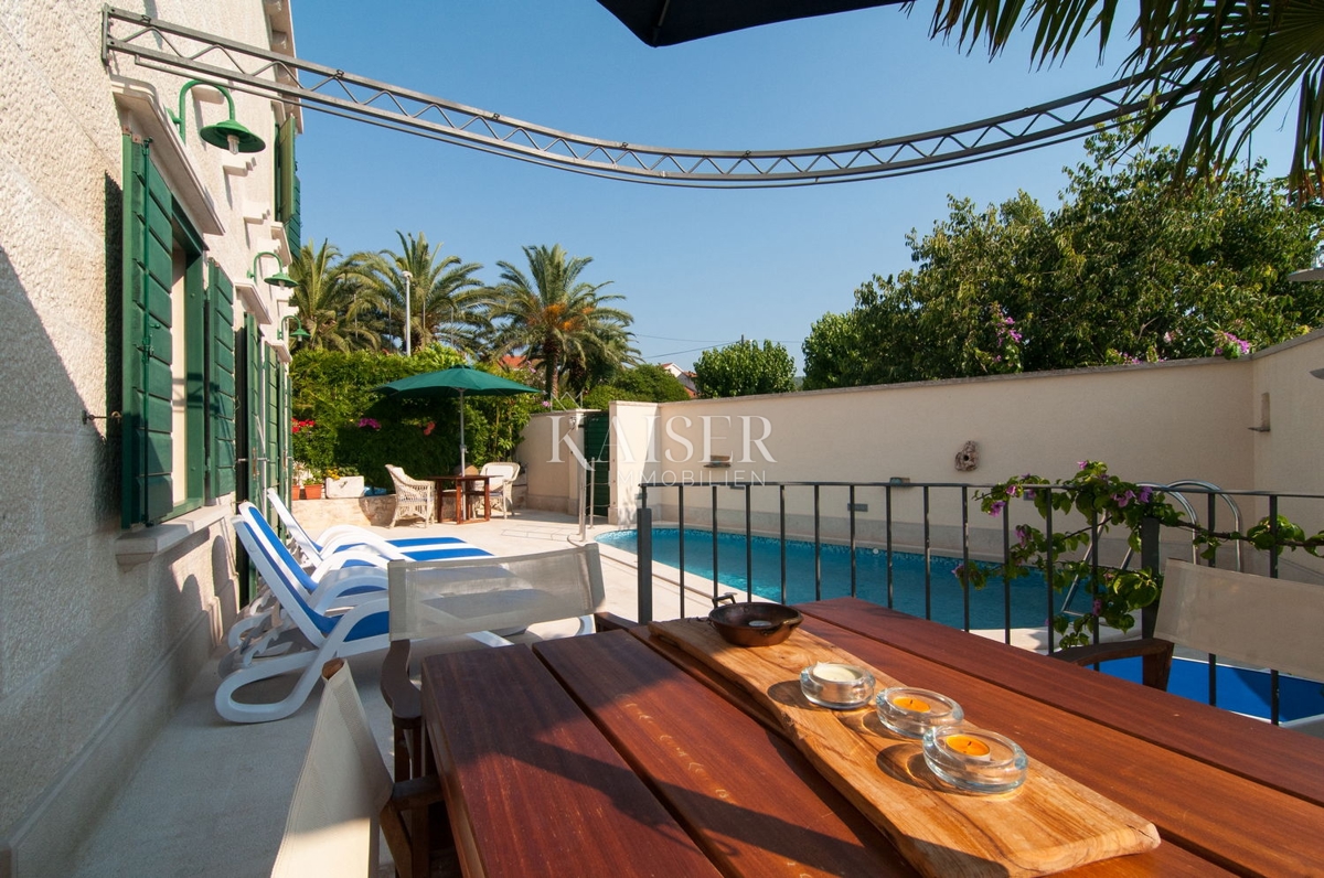 Villa Supetar, 300m2