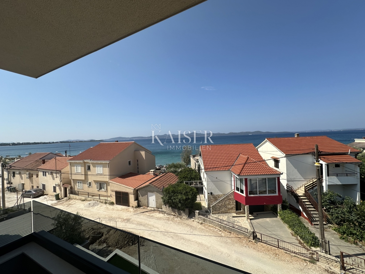 Zara, Diklo, appartamento 94,58 m2, terrazza sul tetto, a 50 m dal mare