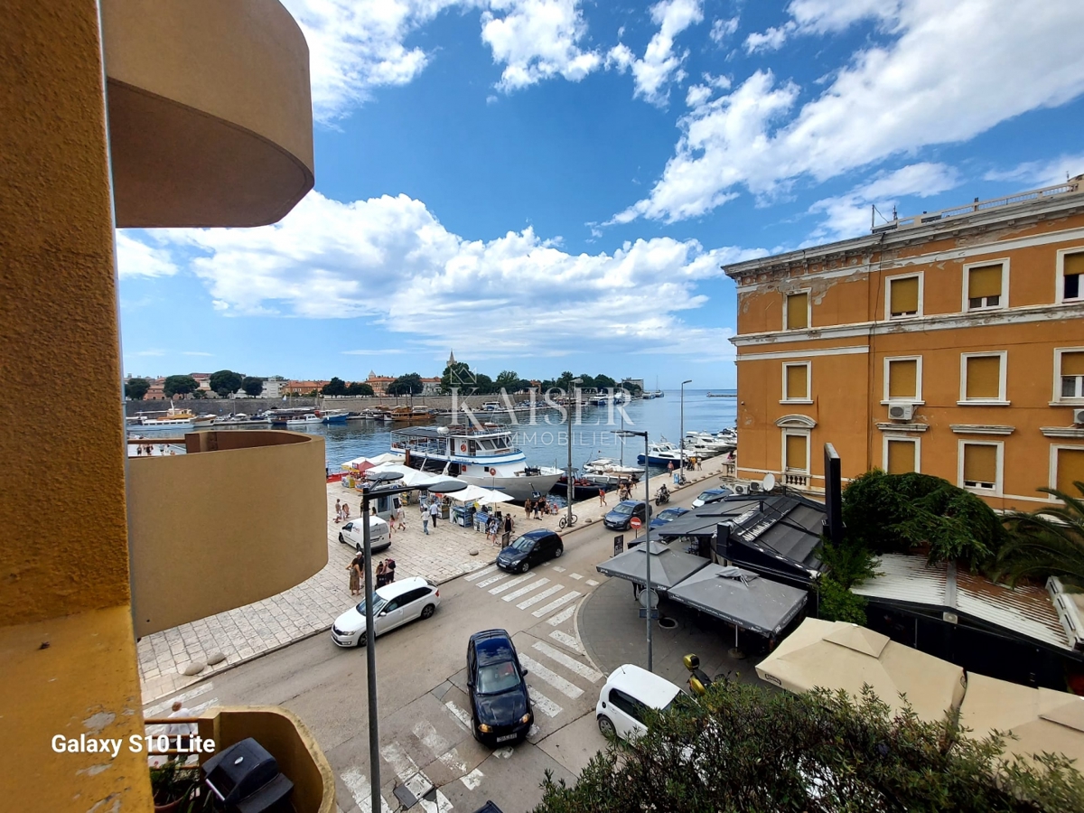 Zara, appartamento, Branimirova obala, posizione unica, prima fila al mare