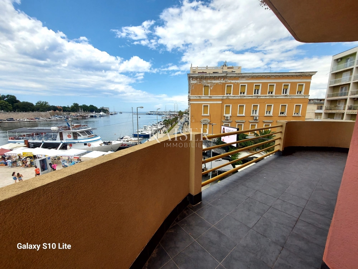 Zara, appartamento, Branimirova obala, posizione unica, prima fila al mare