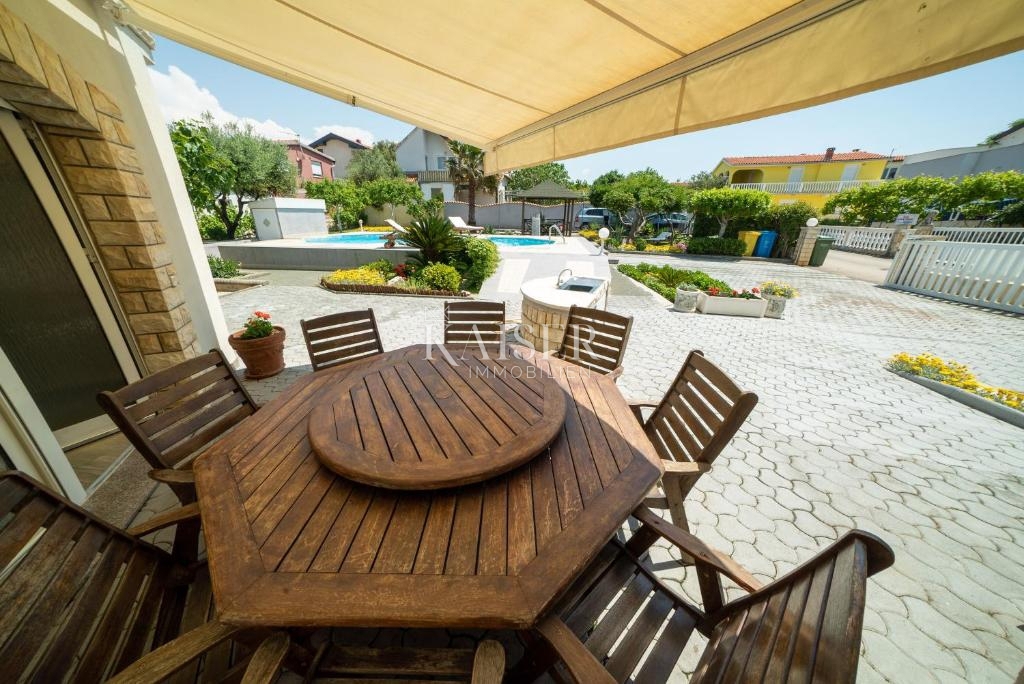 Zara, Vir - Bella casa spaziosa a 50 m dalla spiaggia