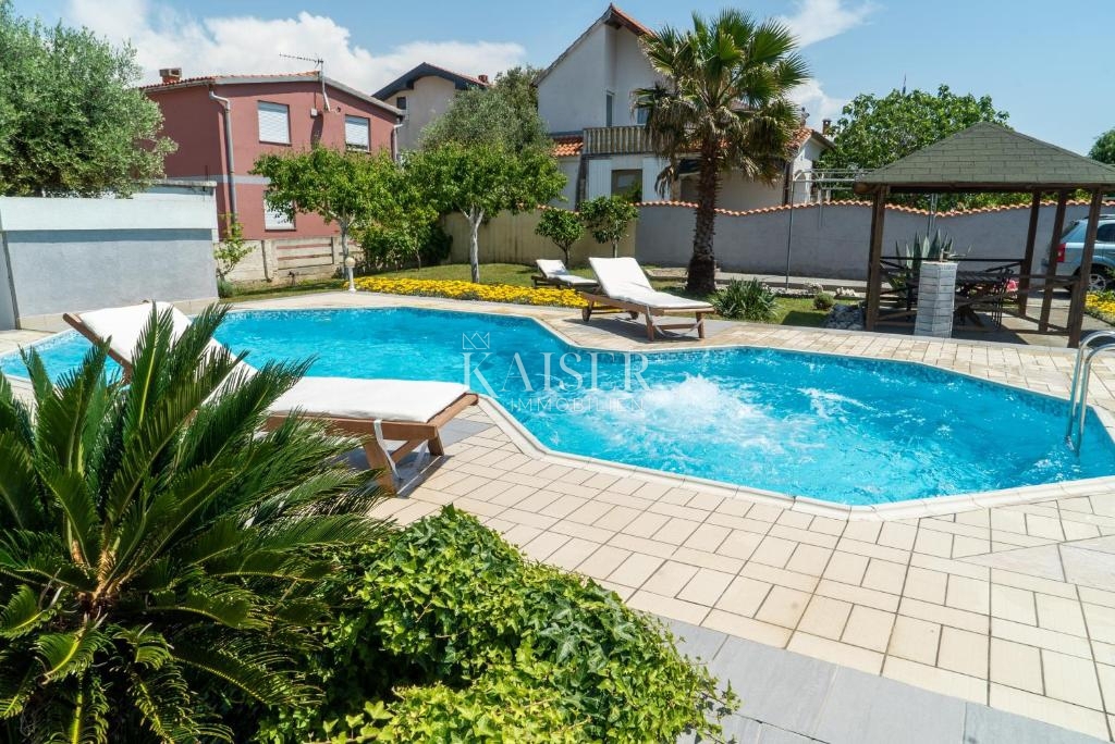 Zara, Vir - Bella casa spaziosa a 50 m dalla spiaggia