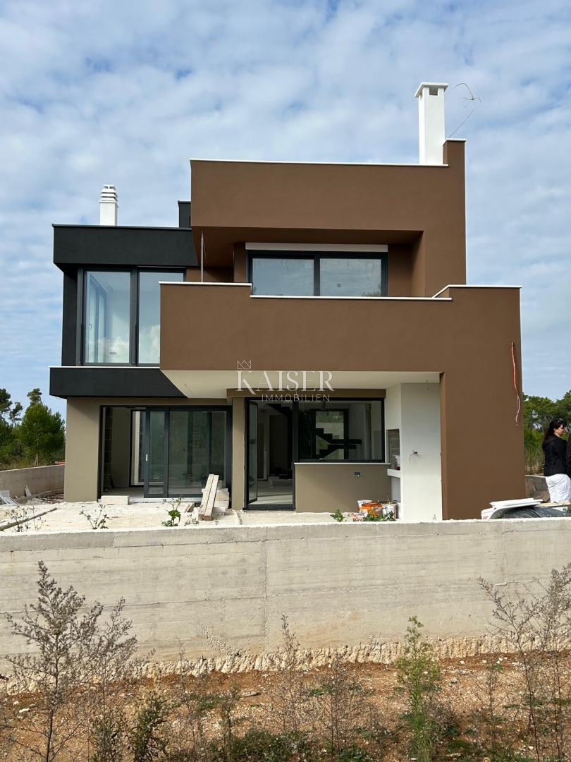 Zara, Privlaka - nuova villa di lusso con piscina in una pineta, a pochi passi dalla spiaggia sabbiosa