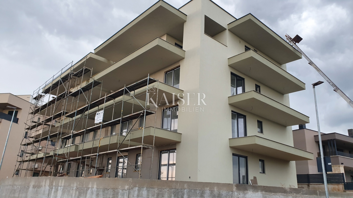 Istria - Parenzo, appartamenti vicino al mare a partire da 180.000,00 euro. 