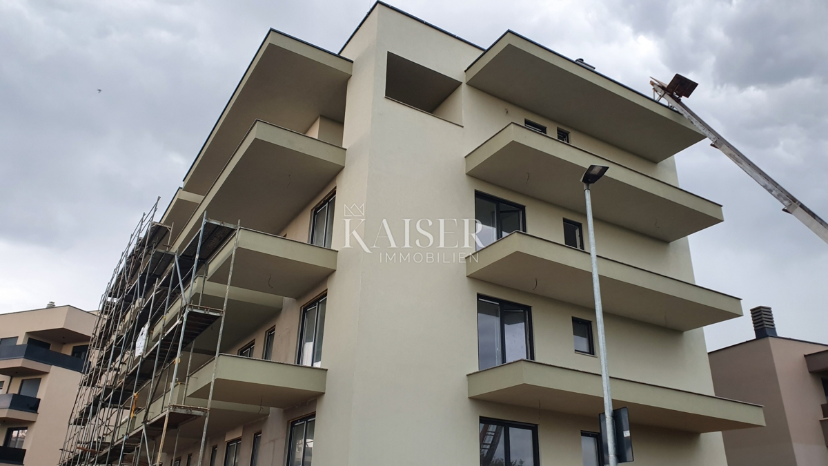 Istria - Parenzo, appartamenti vicino al mare a partire da 180.000,00 euro. 