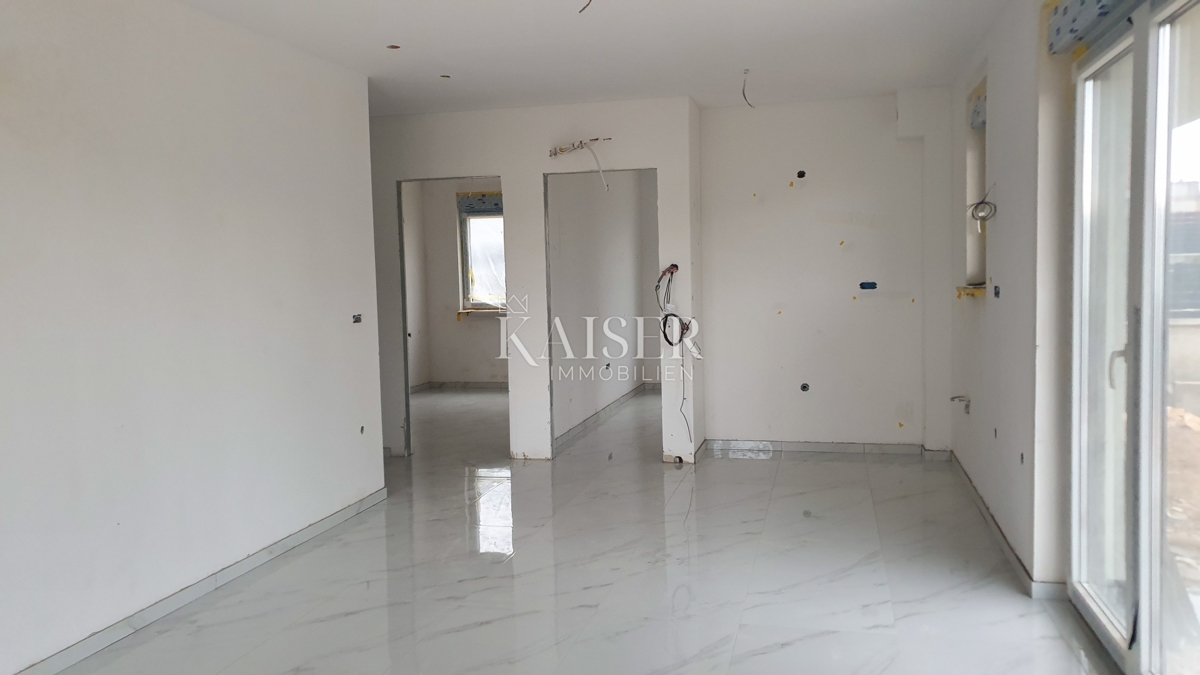 Istria - Parenzo, appartamenti vicino al mare a partire da 180.000,00 euro. 