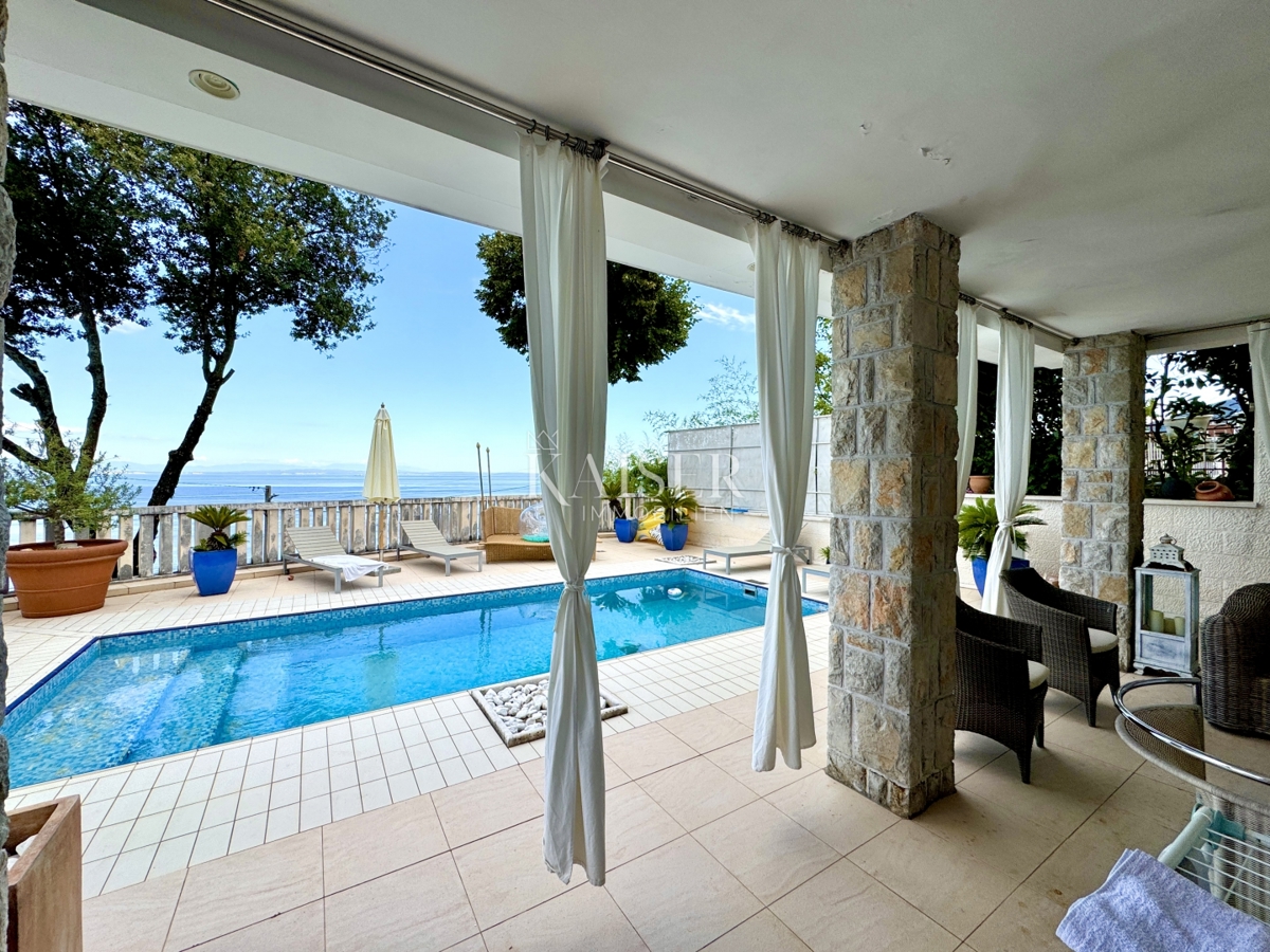 Opatija, Ičići - Bellissima villa familiare con piscina a 200 m dal mare