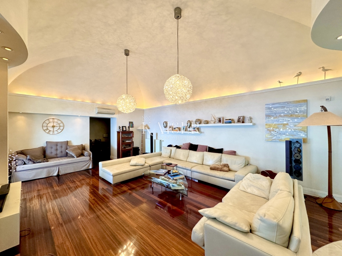 Opatija, Ičići - Bellissima villa familiare con piscina a 200 m dal mare