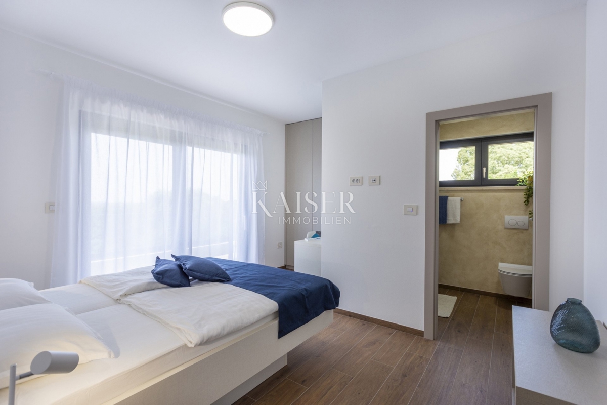 Istria, Svetvincenat - bellissima villa moderna con piscina