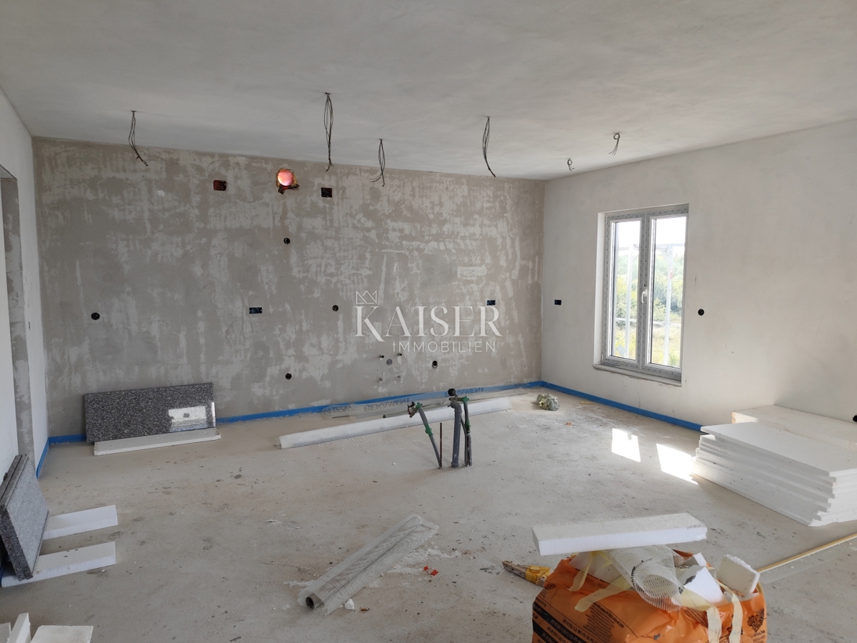 Istria, Parenzo - attico di lusso a 800 metri dal mare