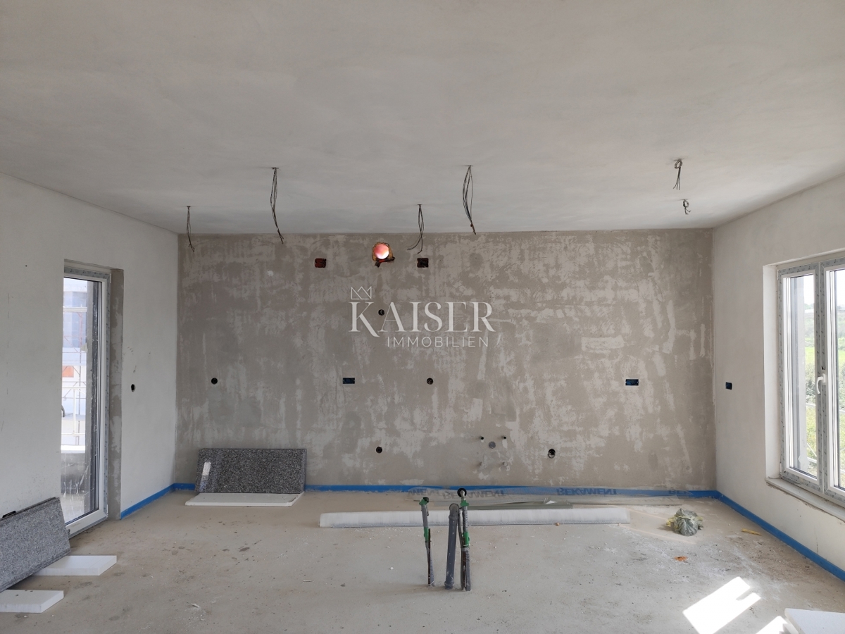 Istria, Parenzo - attico di lusso a 800 metri dal mare