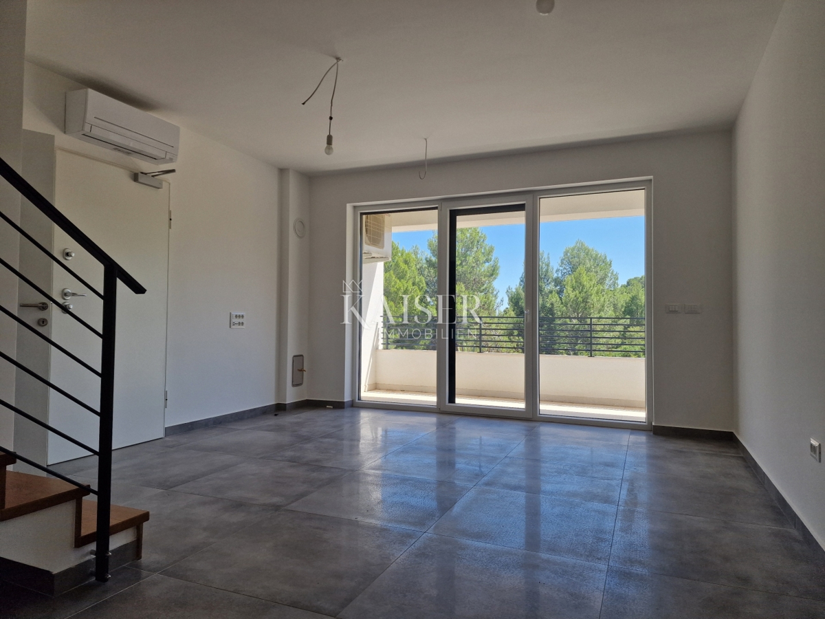 Mali Lošinj, Nerezine: Appartamento con mansarda vicino al mare