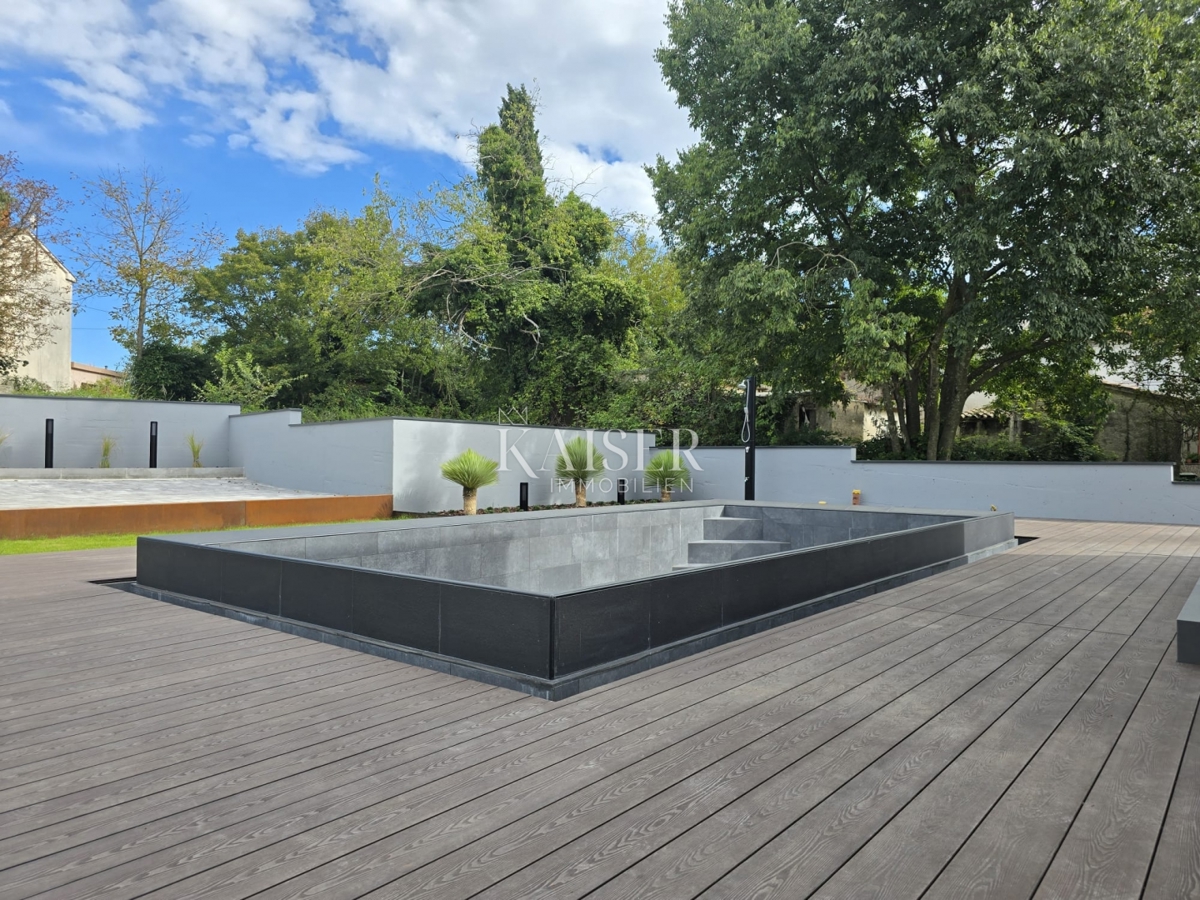 Istria, Barban - Moderna casa bifamiliare con piscina