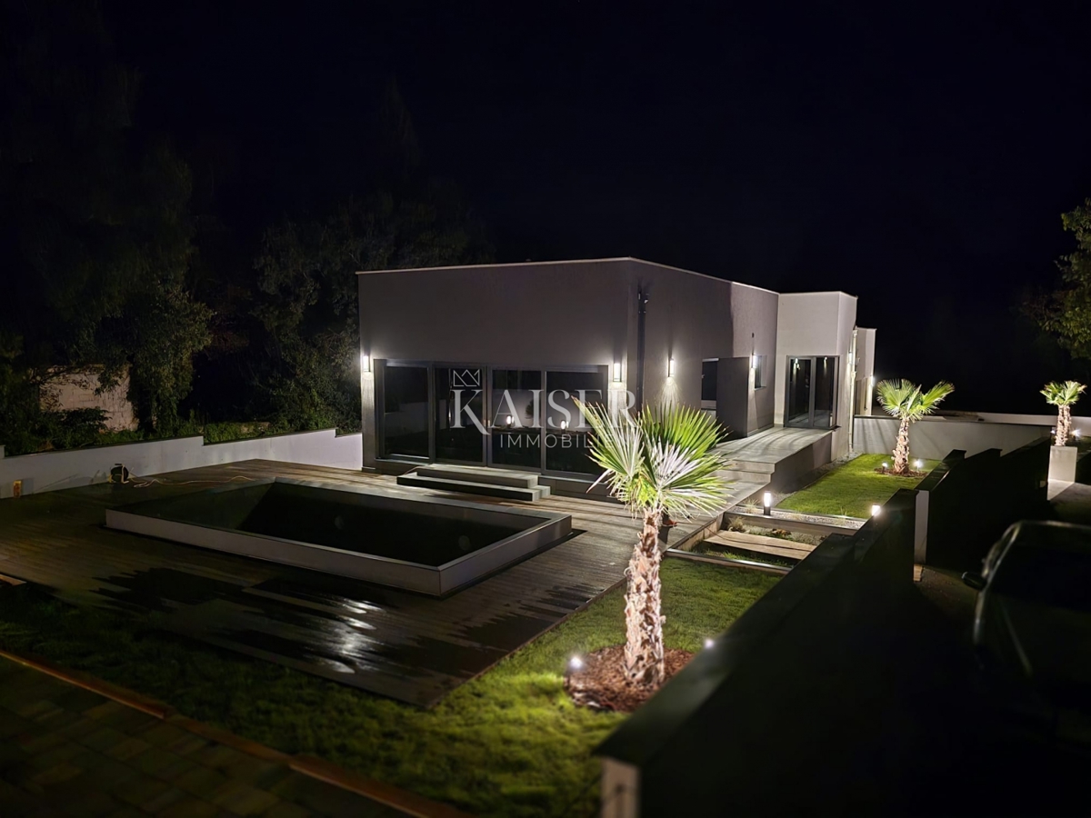 Istria, Barban - Moderna casa bifamiliare con piscina