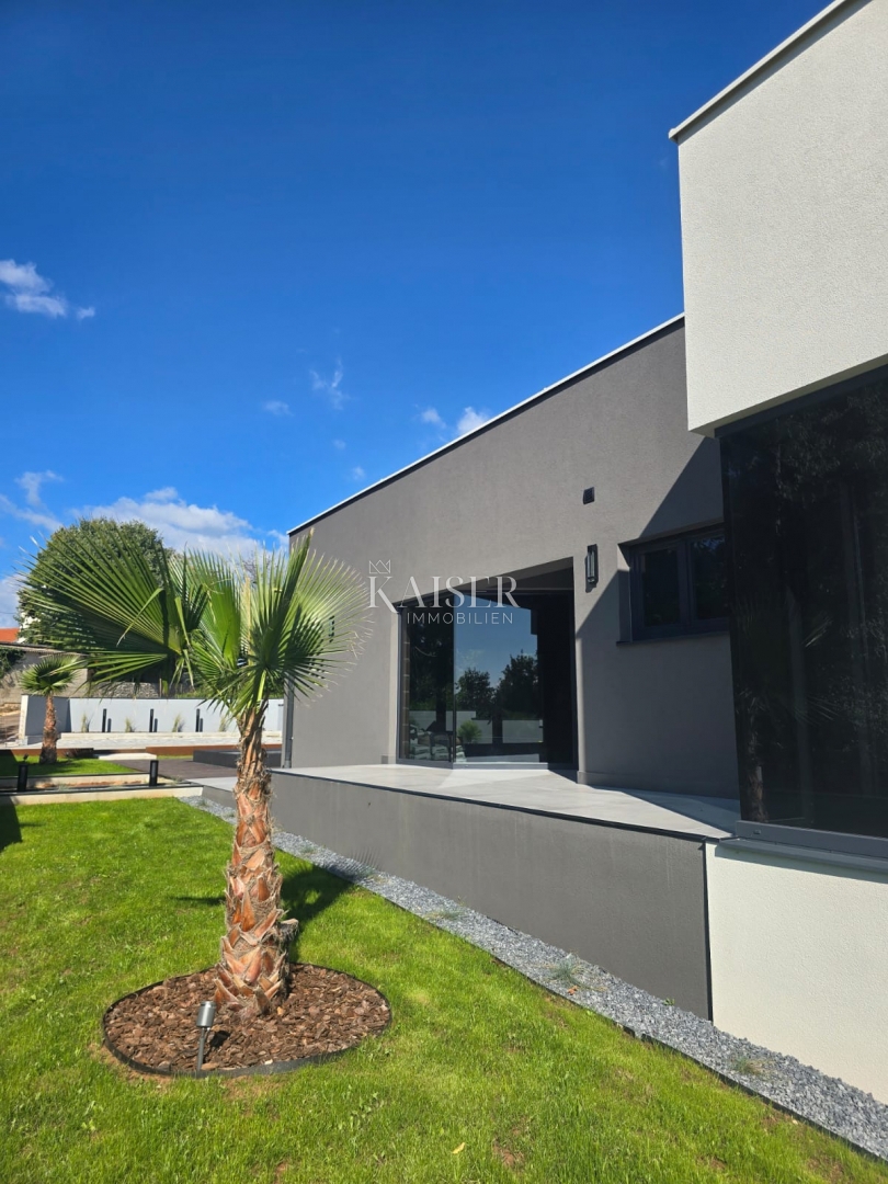 Istria, Barban - Moderna casa bifamiliare con piscina