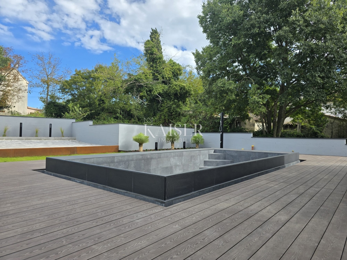 Istria, Barban - Moderna casa bifamiliare con piscina