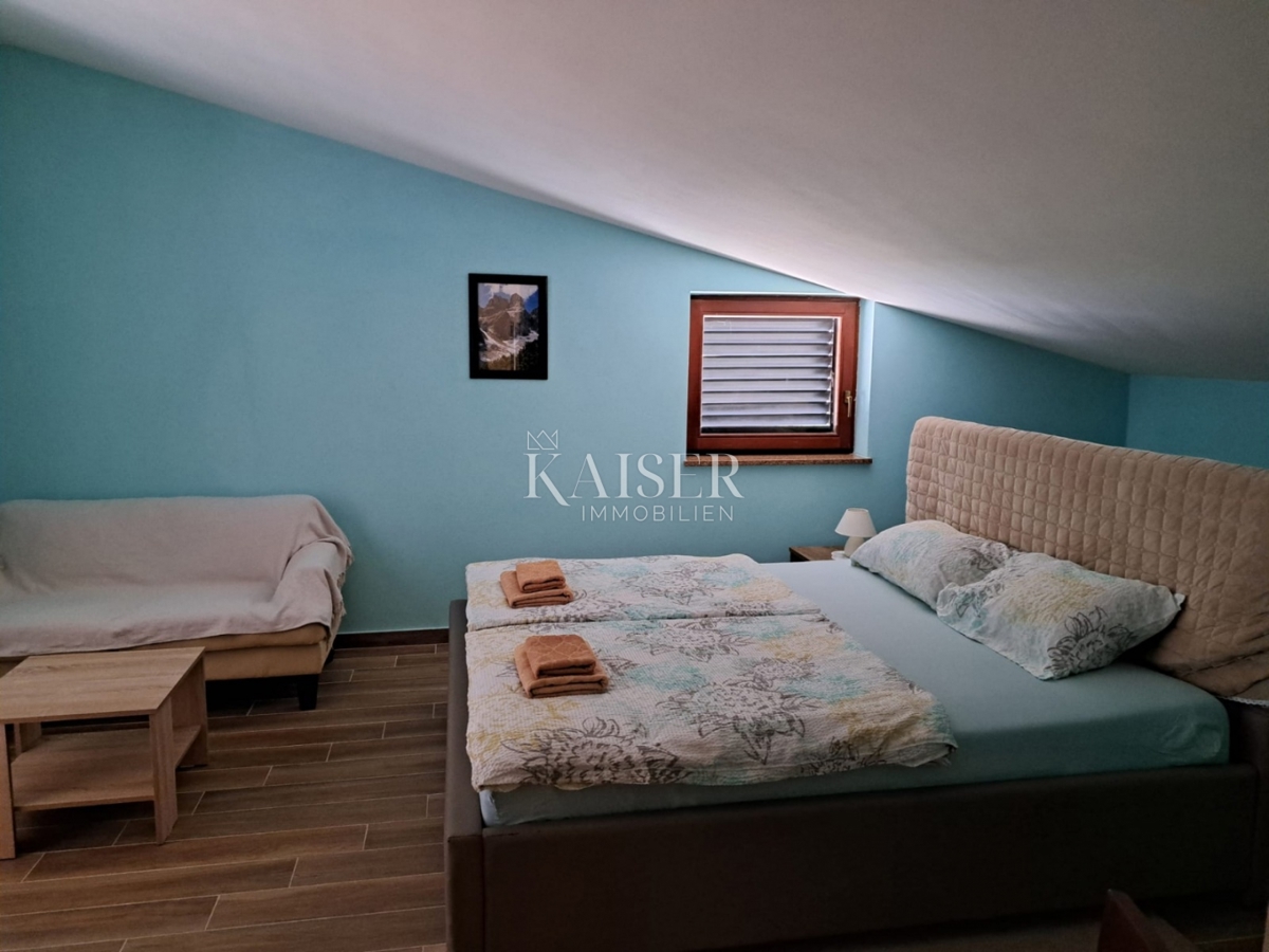 Istria, Medolino - casa con appartamenti di 430m2 a soli 200m dal mare