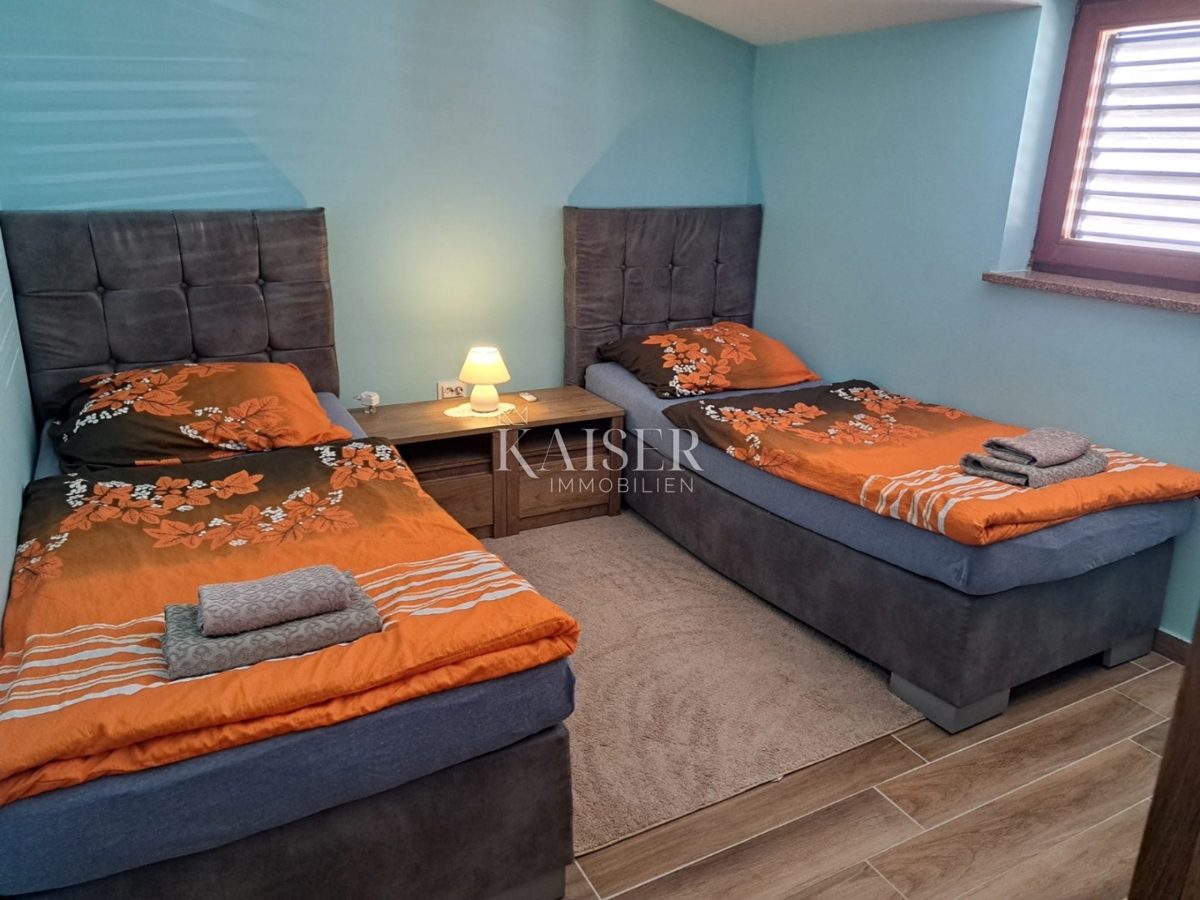 Istria, Medolino - casa con appartamenti di 430m2 a soli 200m dal mare