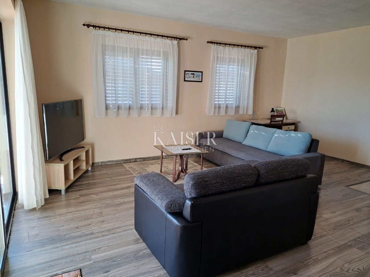 Istria, Medolino - casa con appartamenti di 430m2 a soli 200m dal mare