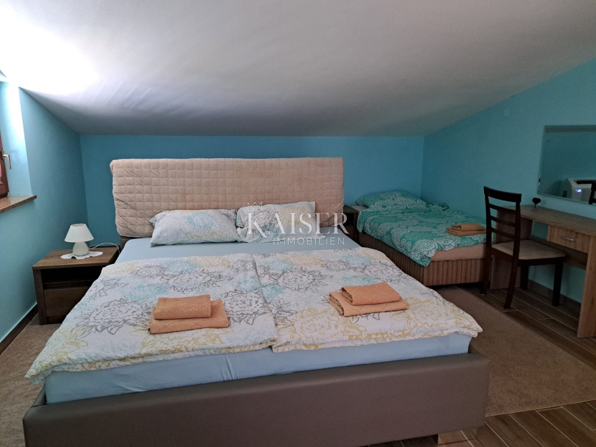 Istria, Medolino - casa con appartamenti di 430m2 a soli 200m dal mare