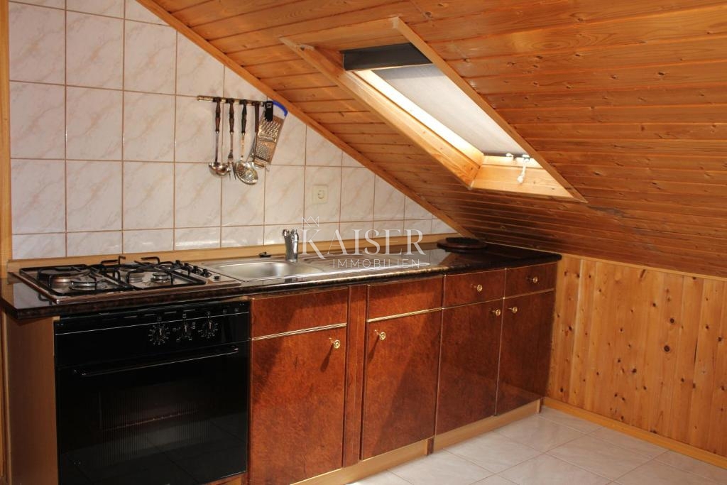 Isola di Brač - Bellissima casa in pietra con cinque appartamenti, uliveto e vista panoramica sul mare