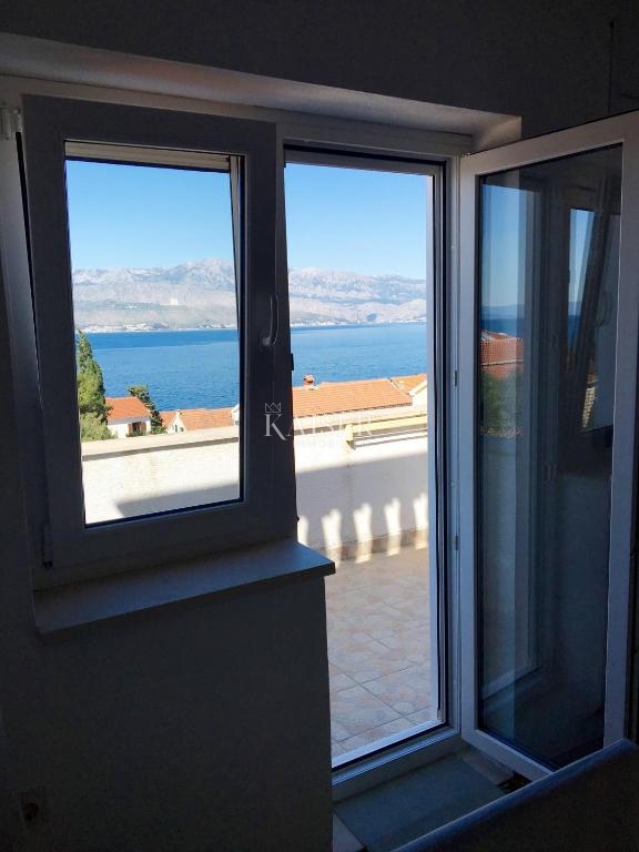Isola di Brač - Bellissima casa in pietra con cinque appartamenti, uliveto e vista panoramica sul mare