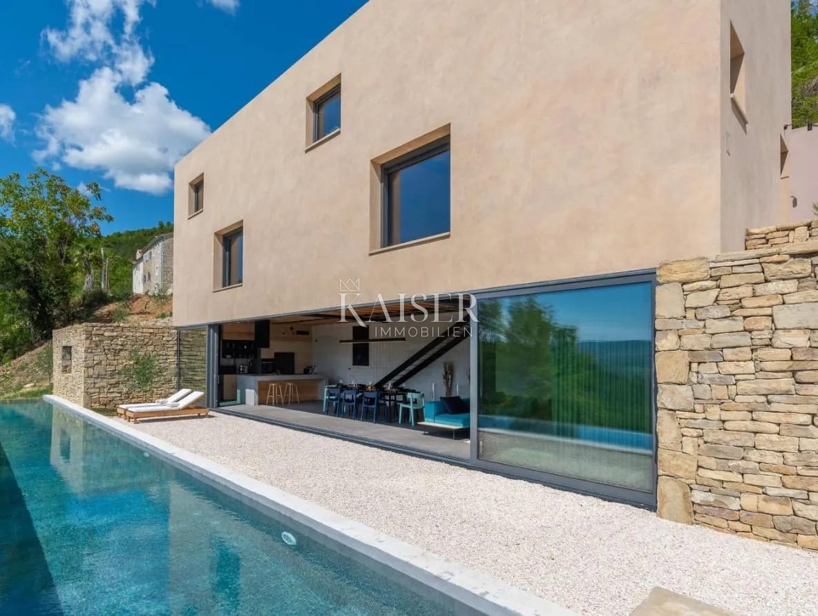 Istria, Montona - villa moderna con vista su Montona