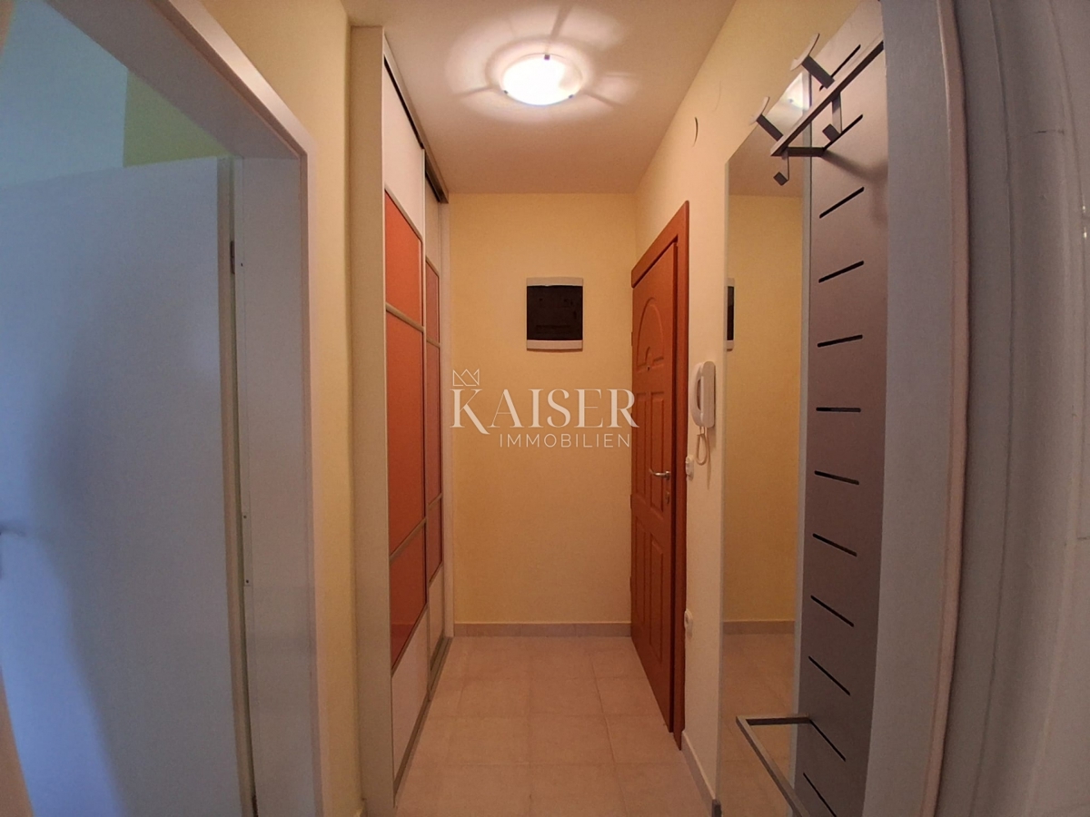 Zara, Višnjik - monolocale con garage 31,79 m2 - € 145.000