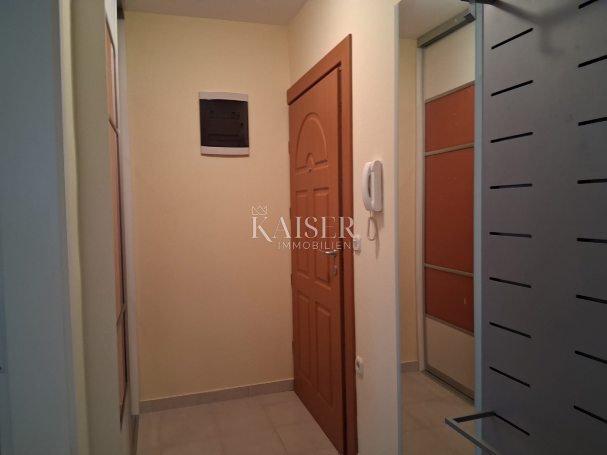 Zara, Višnjik - monolocale con garage 31,79 m2 - € 145.000