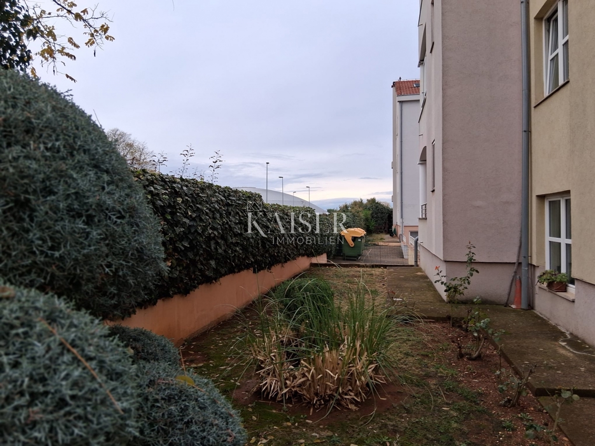 Zara, Višnjik - monolocale con garage 31,79 m2 - € 145.000