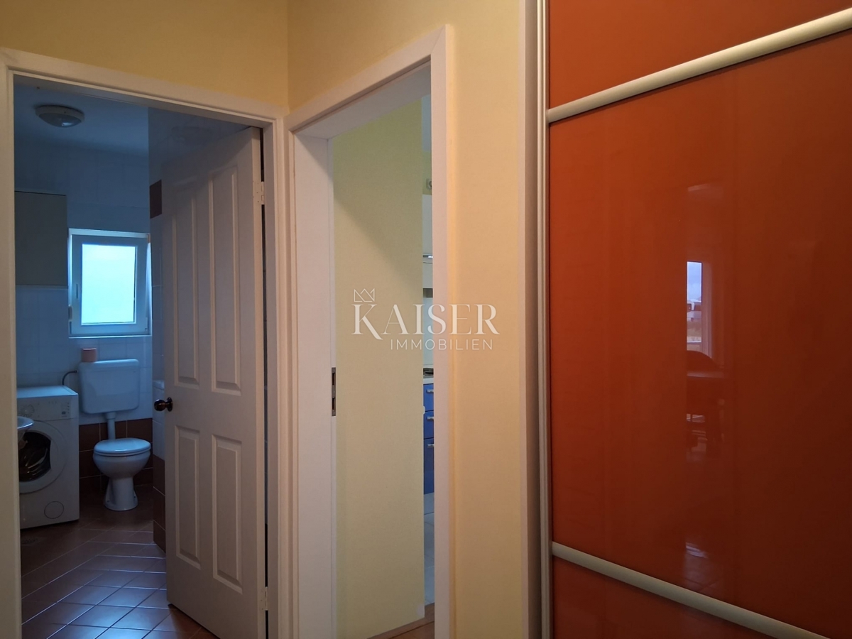 Zara, Višnjik - monolocale con garage 31,79 m2 - € 145.000