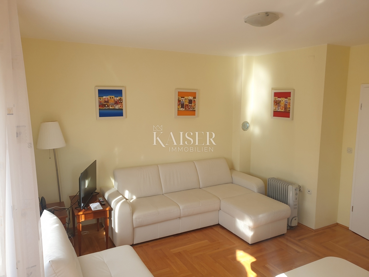 Zara, Višnjik - monolocale con garage 31,79 m2 - € 145.000