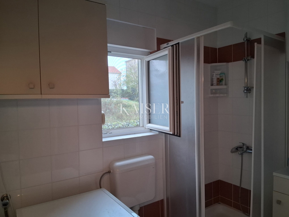 Zara, Višnjik - monolocale con garage 31,79 m2 - € 145.000